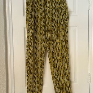 Carolina Herrera Stylish Yellow and navy  pull up silk Pants
